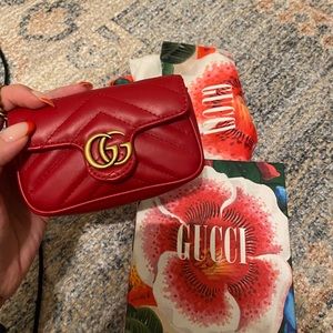 Gucci mini red marmont coin case bag